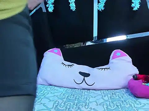 Snapshot of calipso_swet chatting on September 2025 08:54:01 PM calipso swet online show from September 2025 08:54:01 PM