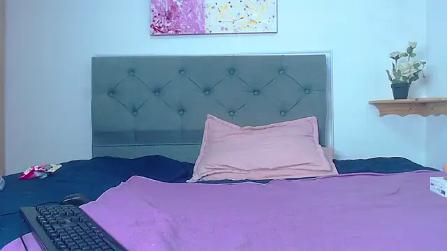 Kim clark1 online show from March 2025 03:26:01 AM