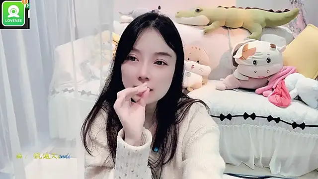 AKiKi711 online show from October 2025 04:59:02 AM