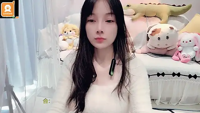 AKiKi711 online show from October 2025 04:18:02 AM