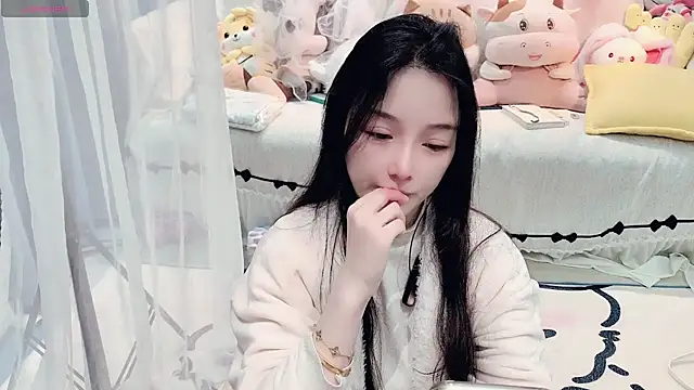 AKiKi711 online show from March 2026 04:56:01 PM