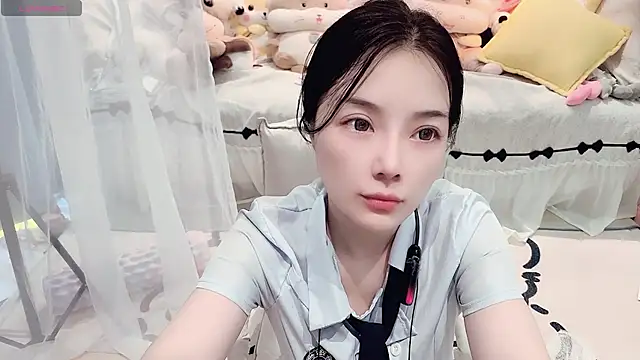 Snapshot of AKiKi711 chatting on July 2026 04:50:02 AM AKiKi711 online show from July 2026 04:50:02 AM