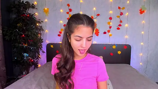 Milana Crystal  online show from November 2025 08:14:01 AM