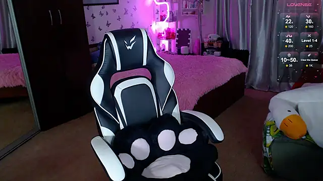 Sidney blush online show from February 2026 12:42:02 PM