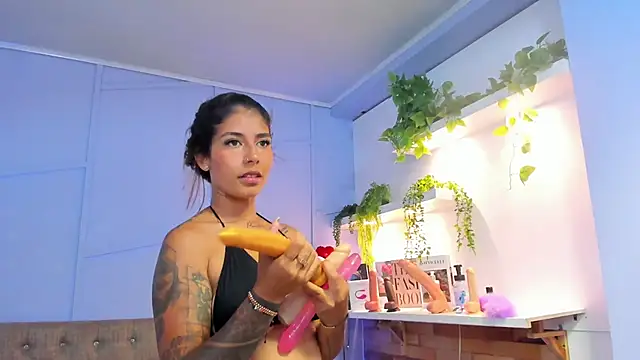 Georgina-coule online show from March 2025 06:40:02 PM