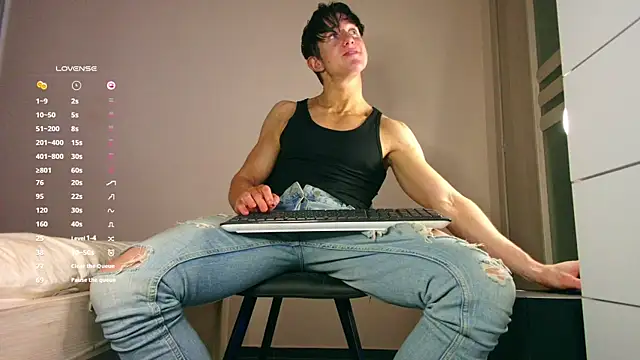 ChristianLevine  online show from December 2025 05:23:01 AM