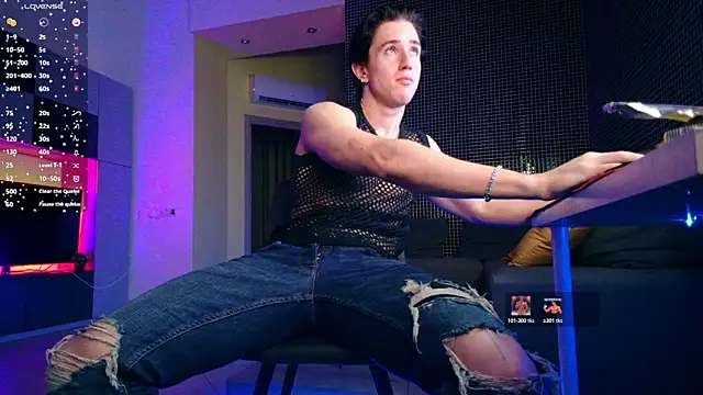 Snapshot of ChristianLevine_ chatting on June 2026 08:40:01 PM ChristianLevine online show from June 2026 08:40:01 PM