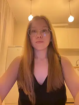 Eva Weyne online show from October 2025 06:29:02 PM