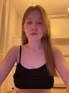 Eva Weyne online show from August 2026 10:13:01 PM