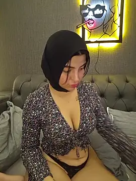 Snapshot of Esmertarcinim chatting on December 2025 02:13:01 PM Esmertarcinim online show from December 2025 02:13:01 PM