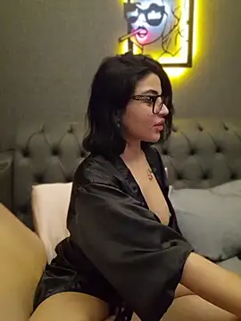 Snapshot of Esmertarcinim chatting on March 2026 03:22:01 PM Esmertarcinim online show from March 2026 03:22:01 PM