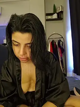 Snapshot of Esmertarcinim chatting on April 2026 01:42:02 PM Esmertarcinim online show from April 2026 01:42:02 PM