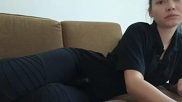 Mr-and-Mrs-Smith online show from December 2025 10:23:02 AM