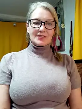 irinamaux online show from March 2026 05:27:02 PM