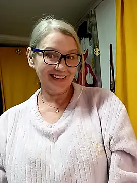 irinamaux online show from March 2026 11:59:02 PM