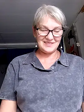 irinamaux online show from June 2026 05:52:02 AM