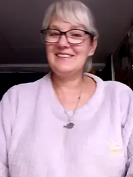 irinamaux online show from July 2026 06:47:02 AM