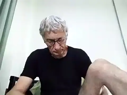 BIGUNCUTHARDCOCK online show from March 2025 12:47:01 AM