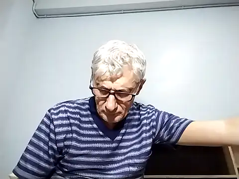 BIGUNCUTHARDCOCK online show from September 2025 12:38:02 PM