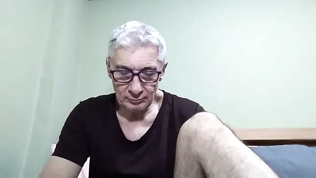 BIGUNCUTHARDCOCK online show from October 2025 02:12:02 AM