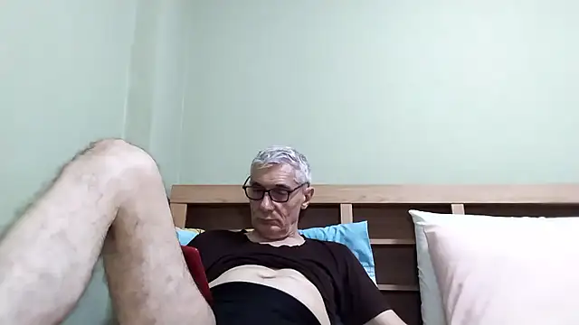 BIGUNCUTHARDCOCK online show from January 2026 02:16:01 AM