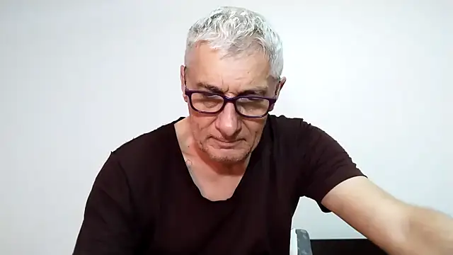 BIGUNCUTHARDCOCK online show from February 2026 01:28:01 AM