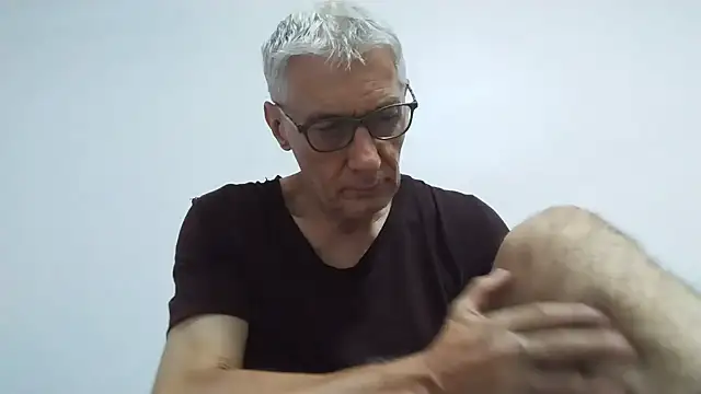 Snapshot of BIGUNCUTHARDCOCK chatting on July 2026 11:51:01 PM BIGUNCUTHARDCOCK online show from July 2026 11:51:01 PM