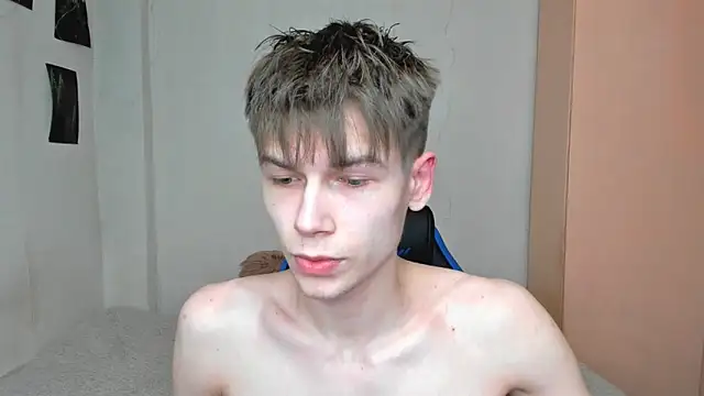 Makentoshi  online show from February 2025 03:27:01 PM