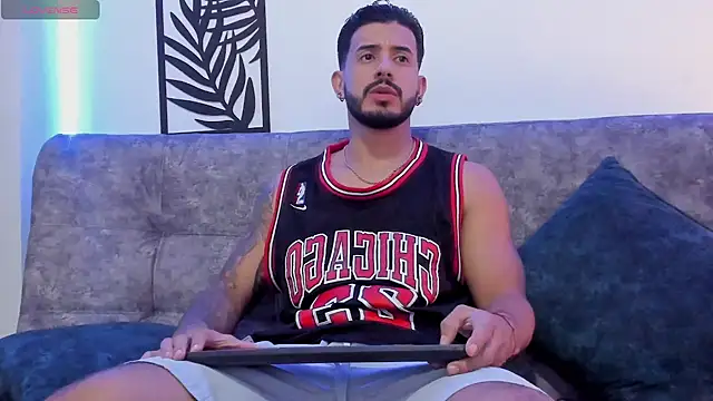 Bruno Mattos online show from March 2025 10:32:01 PM