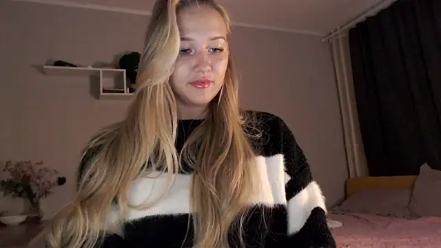 Milk Bunny online show from December 2024 06:04:02 PM