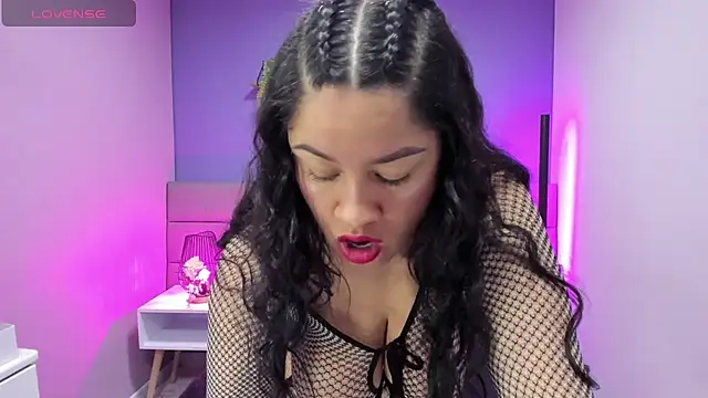 Alicebrooks  online show from December 2024 12:09:02 PM