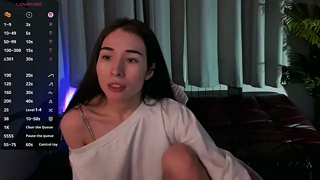 ashleyro1 online show from December 2025 01:20:01 PM