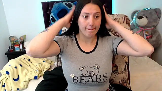 Snapshot of Lorenahot_06 chatting on July 2026 06:35:01 PM Lorenahot 06 online show from July 2026 06:35:01 PM