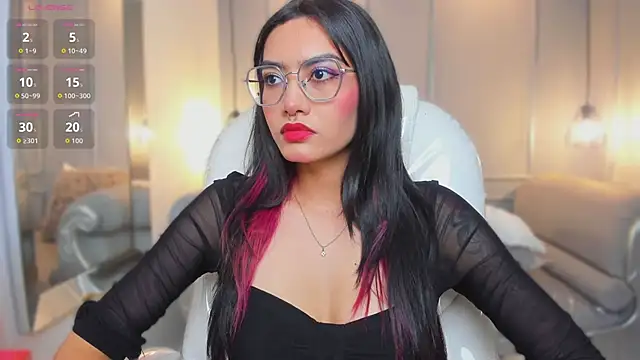 AzuraKindong online show from February 2026 07:32:02 PM