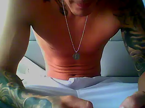 Skater29xx2 online show from January 2025 05:15:01 PM