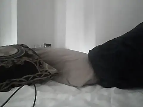 Skater29xx2 online show from September 2025 04:56:02 PM