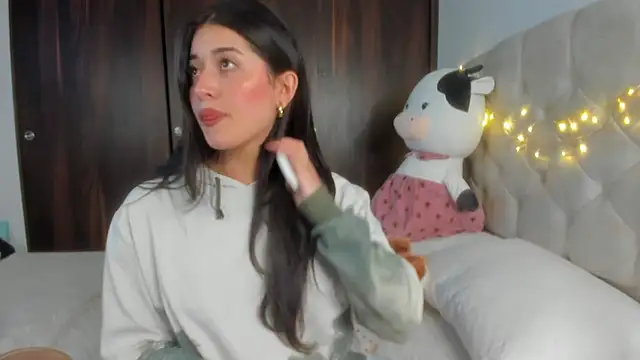 Snapshot of ChanellGV chatting on March 2025 01:34:02 AM ChanellGV online show from March 2025 01:34:02 AM