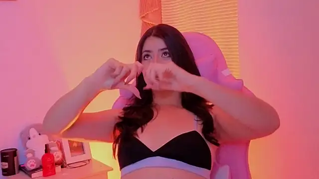 Snapshot of ChanellGV chatting on September 2025 09:27:02 PM ChanellGV online show from September 2025 09:27:02 PM