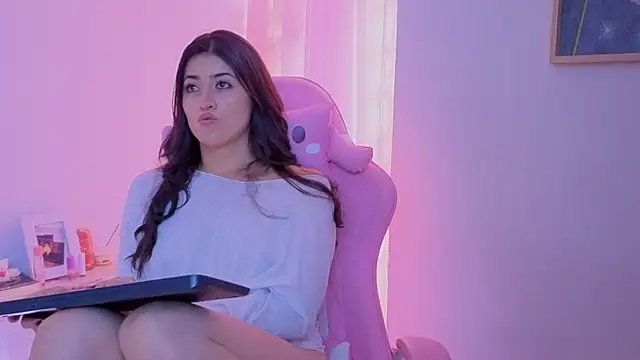 Snapshot of ChanellGV chatting on November 2025 07:48:02 PM ChanellGV online show from November 2025 07:48:02 PM