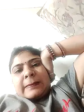 Snapshot of Husnpari20 chatting on January 2025 05:26:01 PM Husnpari20 online show from January 2025 05:26:01 PM