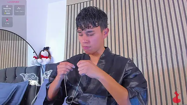 Angel esteban fx online show from March 2026 08:04:01 PM