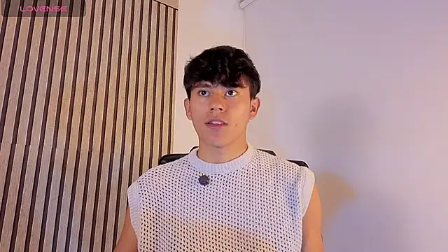 Snapshot of Angel_esteban_fx chatting on May 2026 08:06:02 PM Angel esteban fx online show from May 2026 08:06:02 PM