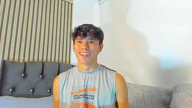 Snapshot of Angel_esteban_fx chatting on May 2026 09:12:01 PM Angel esteban fx online show from May 2026 09:12:01 PM