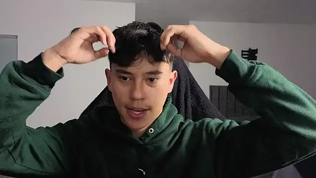 Snapshot of Angel_esteban_fx chatting on June 2026 07:25:01 PM Angel esteban fx online show from June 2026 07:25:01 PM