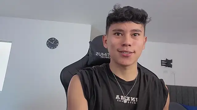 Snapshot of Angel_esteban_fx chatting on July 2026 07:13:02 PM Angel esteban fx online show from July 2026 07:13:02 PM