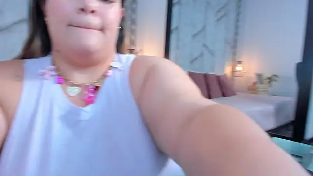 Snapshot of Sara_Thompsoon chatting on February 2026 11:29:02 AM Sara Thompsoon online show from February 2026 11:29:02 AM