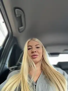 Snapshot of NewLale chatting on June 2026 03:42:02 AM NewLale online show from June 2026 03:42:02 AM