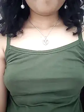 Angleannie online show from October 2025 01:41:02 PM