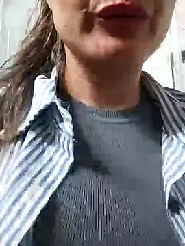 Snapshot of sweetfantasyy69 chatting on December 2024 03:28:02 PM sweetfantasyy69 online show from December 2024 03:28:02 PM