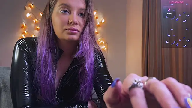 Femdom Lola online show from January 2025 02:36:01 PM